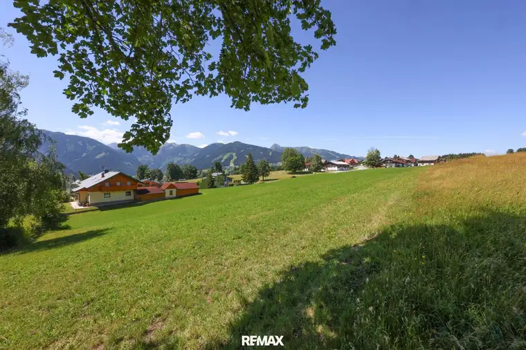 Einzigartiges Grundstück mit langfristigem Entwicklungspotential in Ramsau am Dachstein!