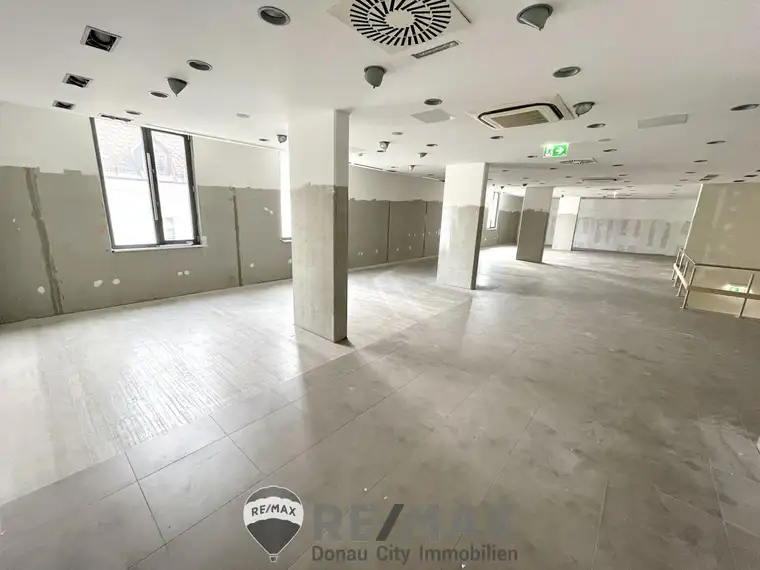 "Praxis oder Büro auf ca. 300 m² in erstklassiger Lage"
