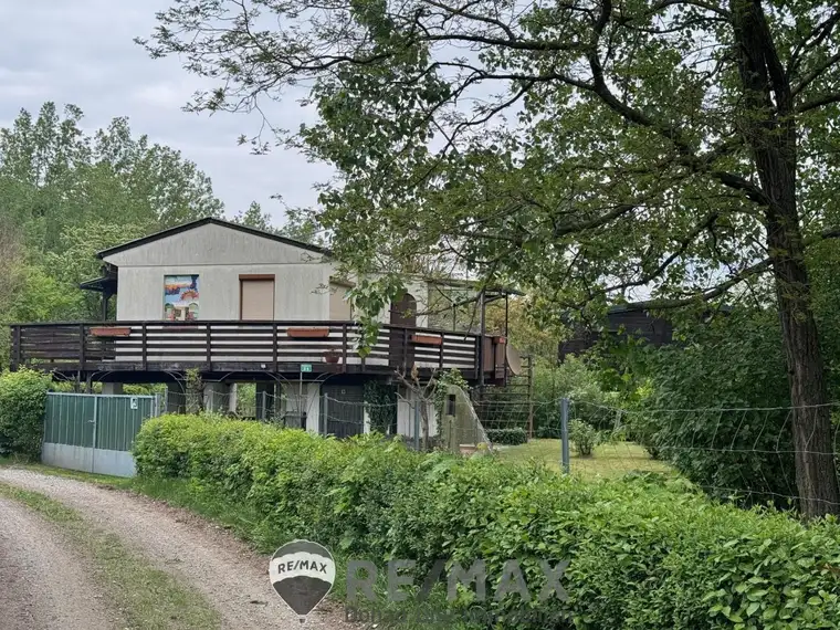 OPEN HOUSE - "Sommerhaus auf Eckpachtgrundstück am linken Donauufer"