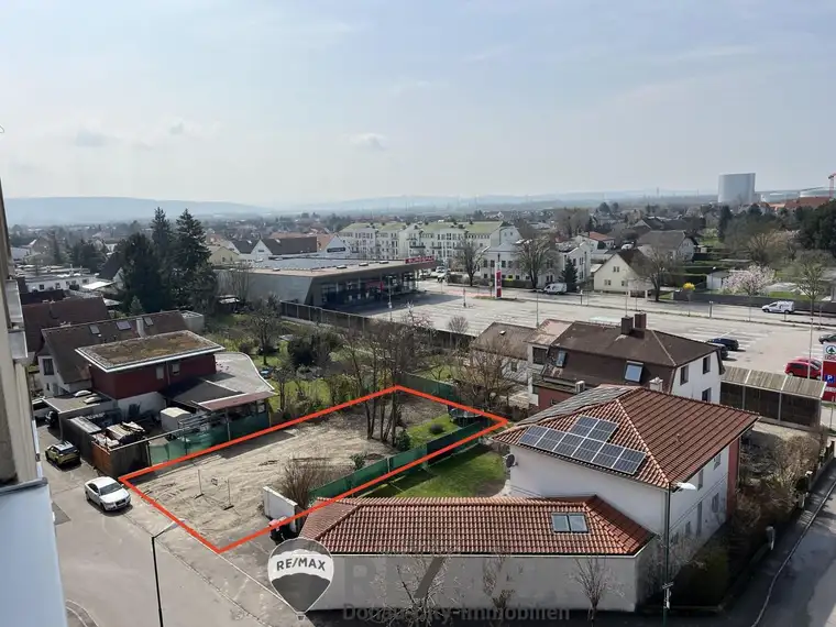 "Traumgrundstück in zentraler Lage – Ideal für Ihr Zuhause!“