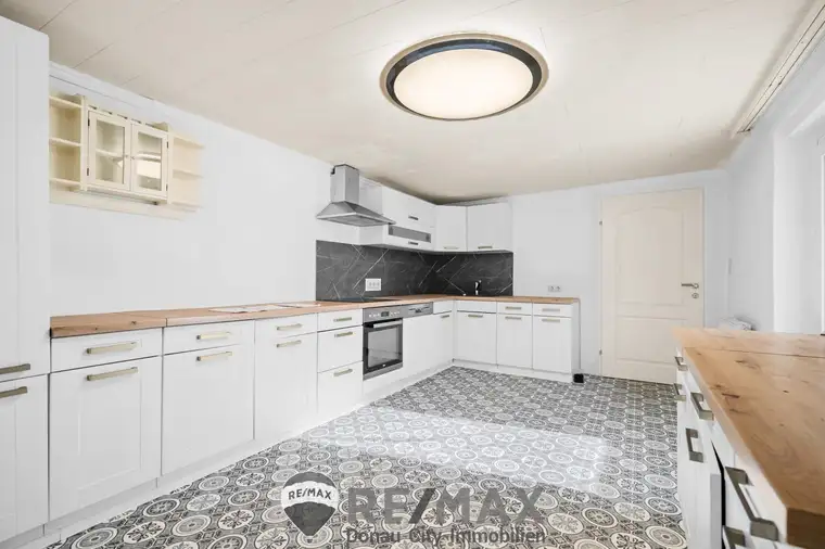 "Charmantes Wohnhaus mit Pool &amp; Garten!"