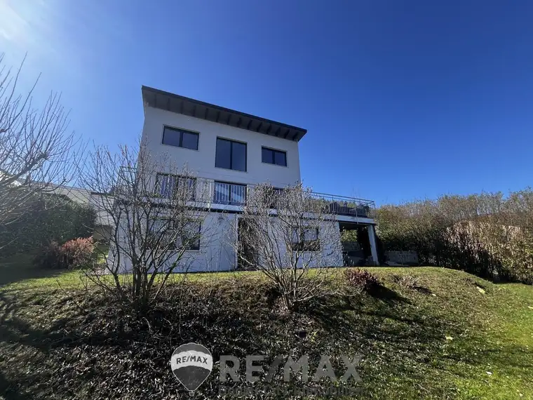 "Traumhaus mit herrlichem Ausblick"