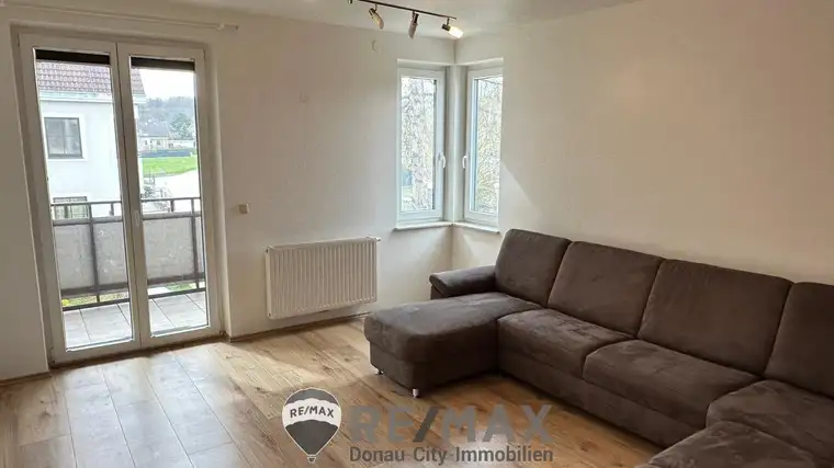 "Charmante 3-Zimmer-Wohnung mit Loggia!"