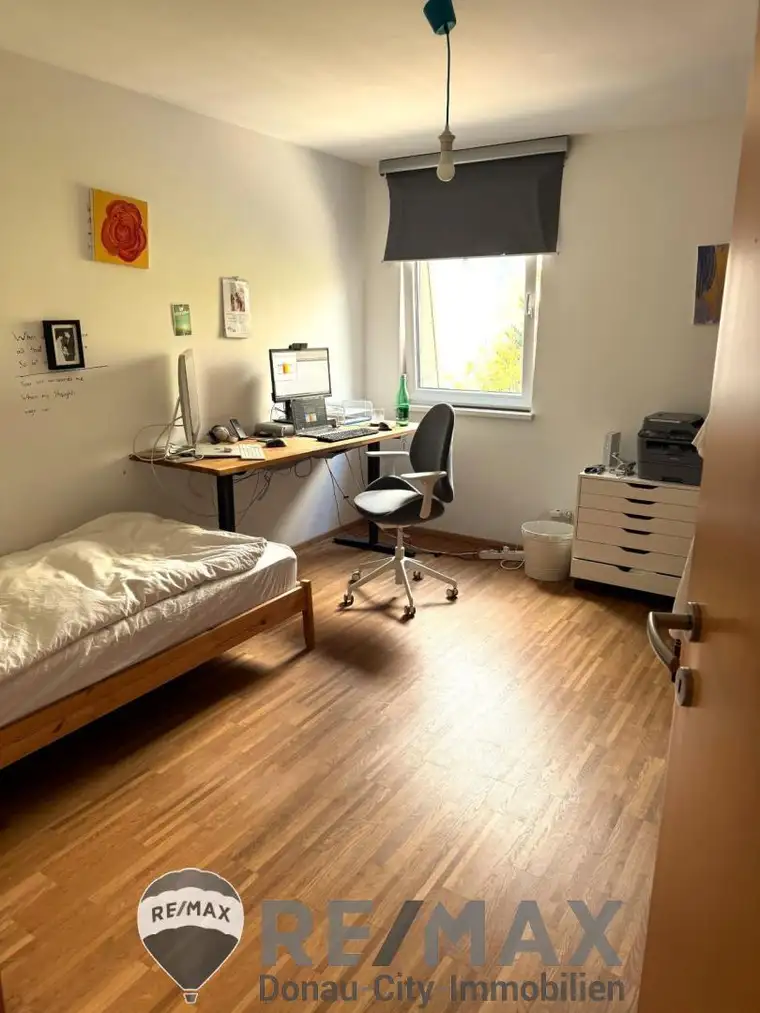 "Ein/Zwei/Dreifamilienhaus mitten im Ortszentrum!"