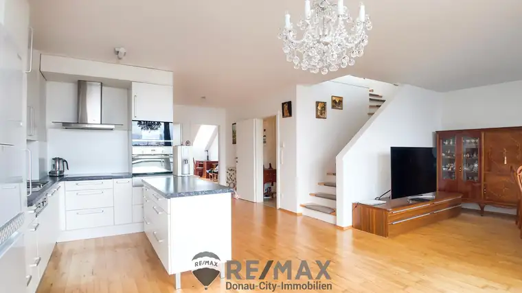 "5 Zimmer &amp; 3 Terrassen - nähe des Badeteichs!!"