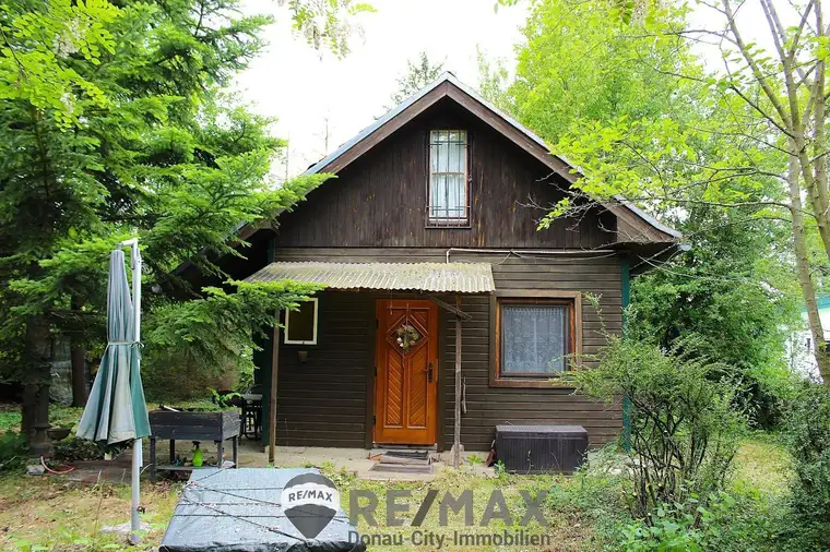 "Wochenendhaus im Grünen – charmantes Grundstück mit Bestand nähe Strasshof"
