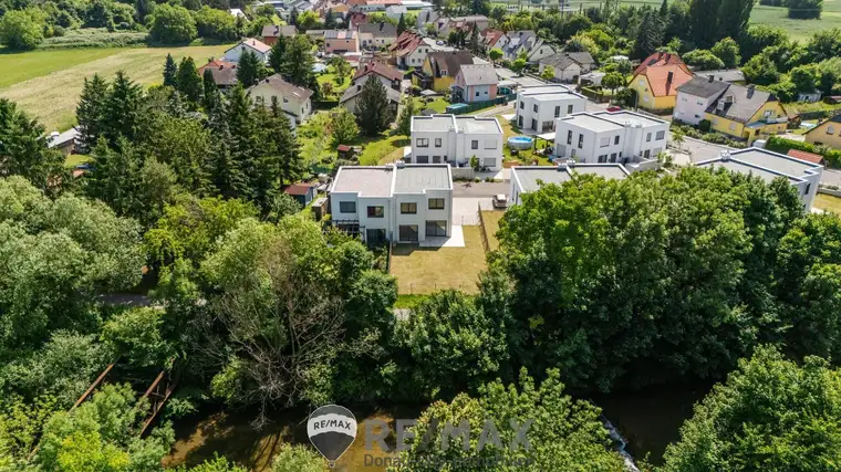 "Noch 6 Doppelhäuser übrig- Belagsfertig - Enzesfeld Lindabrunn"