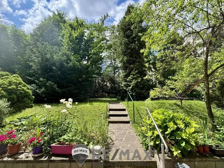 GARTENBLICK: 3-Zimmer in Top Lage &amp; Potenzial