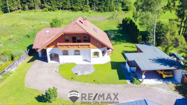 "Zwei Wohneinheiten in idyllischer Lage!"
