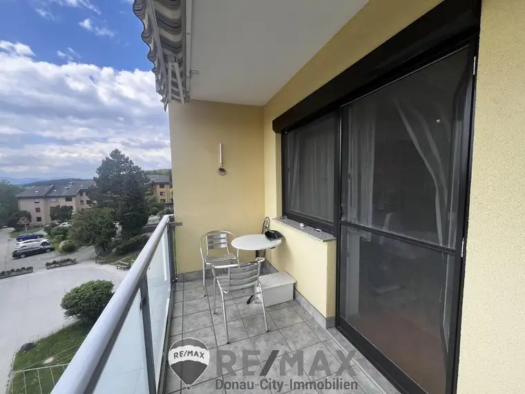 "3 Zimmer inkl. Balkon und Garagenplatz"