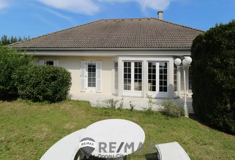 "Gepflegter Bungalow in Ruhelage"