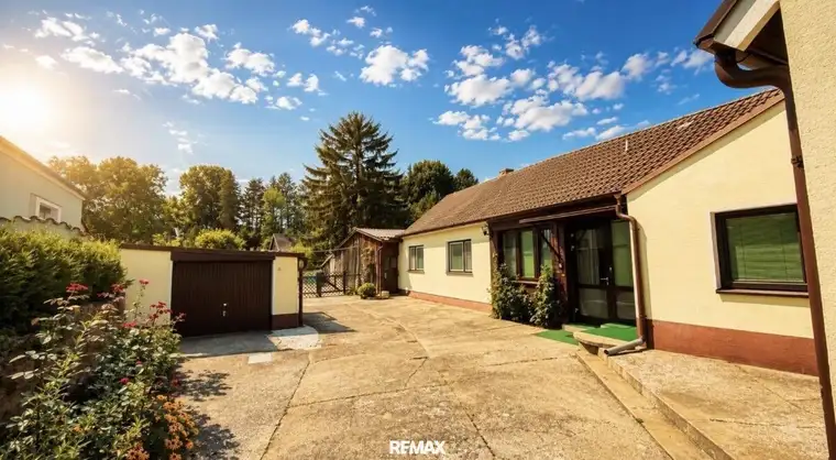 "Traumhaftes Landhaus mit RIESIGEM Grundstück"