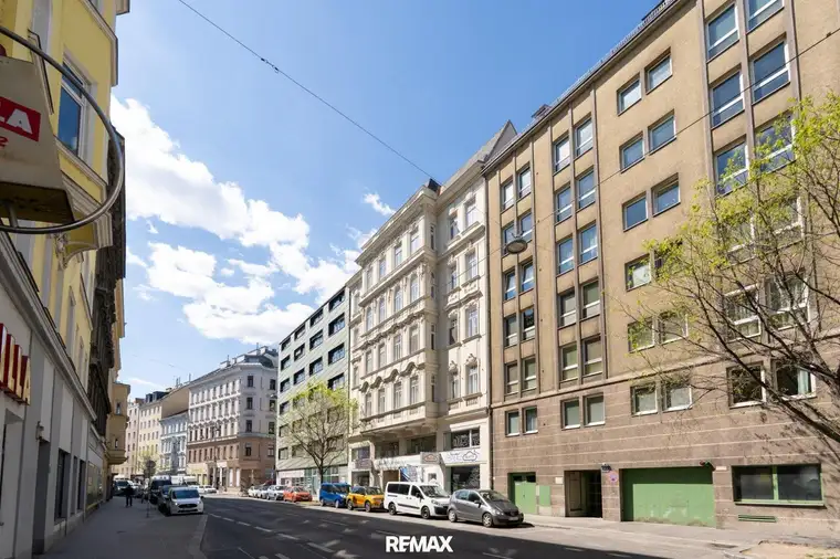 "3 Zimmer, möbliert, Garage"