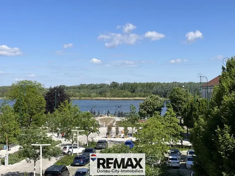 Großraumbüro mit Donaublick in bester Tullner Lage!
