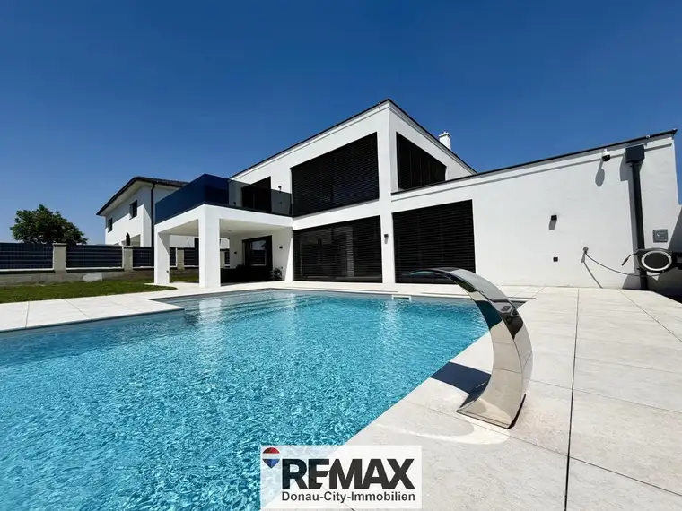 Moderne Villa mit Pool