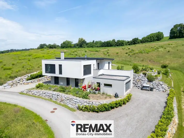 "Luxus,Land,Liebe,Linz-Exklusive Villa mit Erdwärme, Gartenresidenz und unverbaubarem Grünblick!"