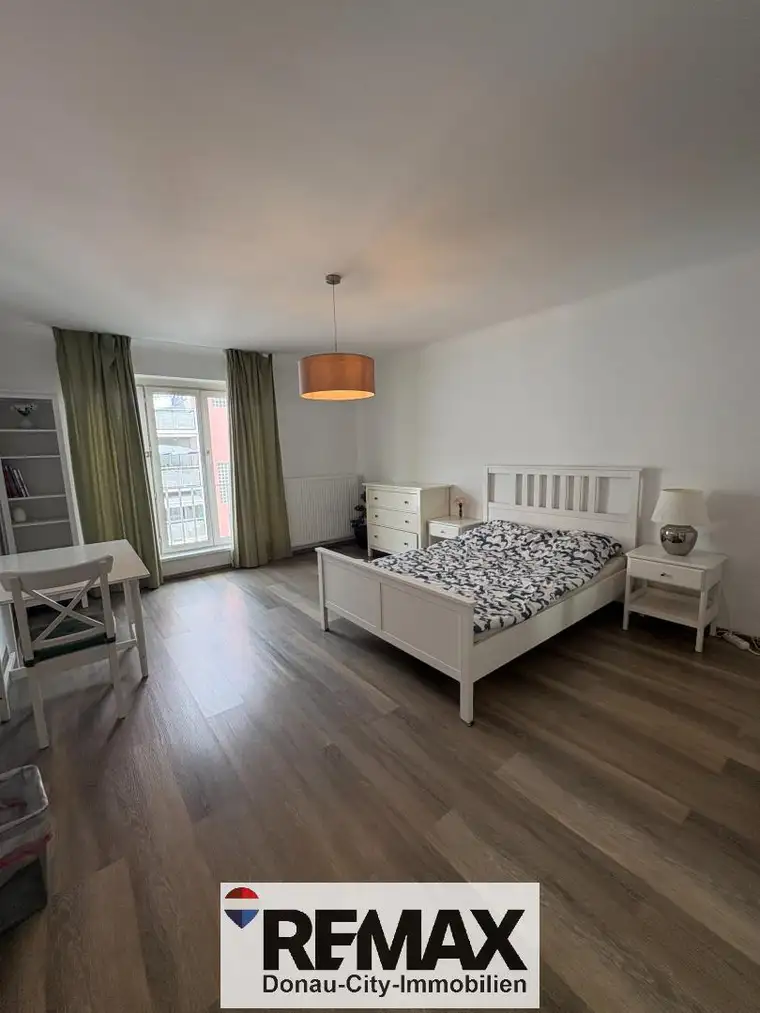 "Ein neues Zuhause. Ein neues Kapitel!"
