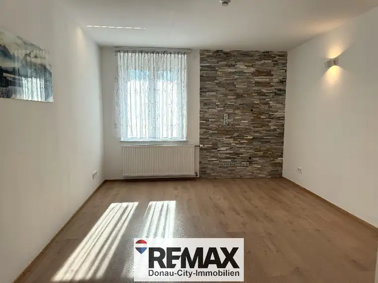 "2 Zimmer - Wohnung mitten in Laxenburg!"