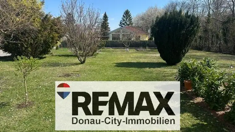 "Perfektes Baugrundstück für Ihr Eigenheim – 600 m² in Blumau-Neurißhof!"