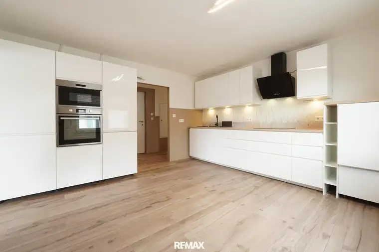 HAUS STATT WOHNUNG | Garten &amp; Pool | Nur ca. 30 Min. nach Wien