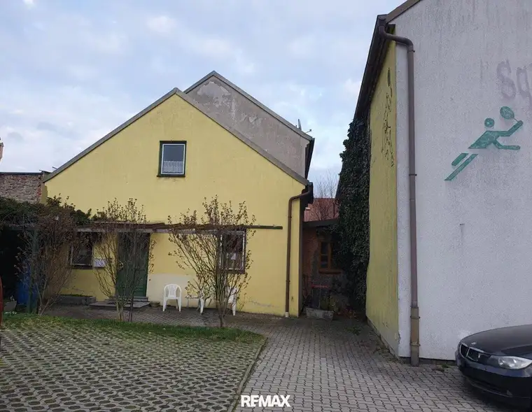 "Wertanlage-zentrumnahes Haus bietet viele Möglichkeiten"