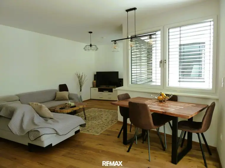 "LIVING De LUXE!"