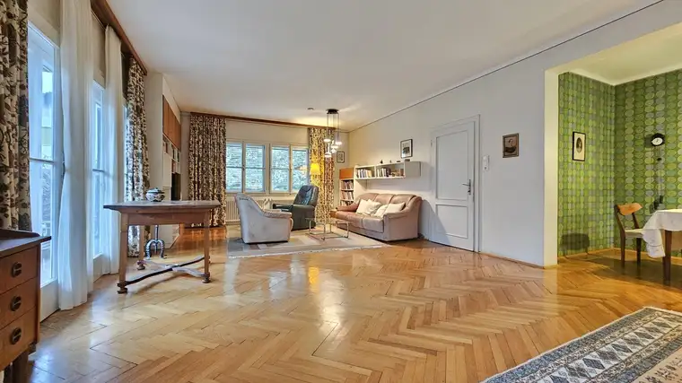 Ein wahres Schmuckstück. 130 m² Wohnfläche, Keller, Balkon, Terrasse, großer Garten und Garage in Radenthein.