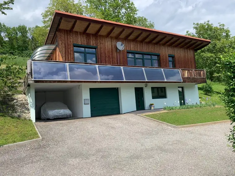 massives Thoma Holz 100 Haus mit Hanfdämmung und Lehmputz mit Wand und Bodenheizung - zu verkaufen für € 499 000.-