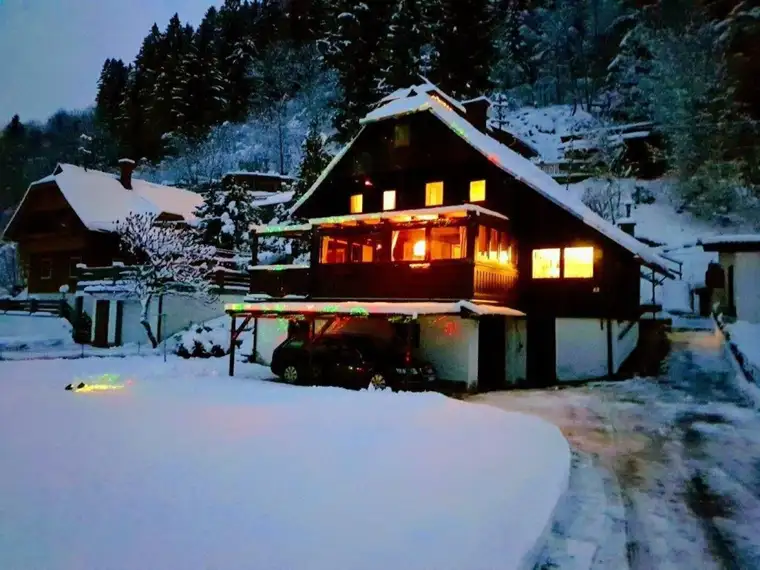 Traumhaftes Apartmenthaus am Fuße der Turracher Höhe in Kärnten: 5 Zimmer, Garten &amp; Balkon – nur 290.000 €!