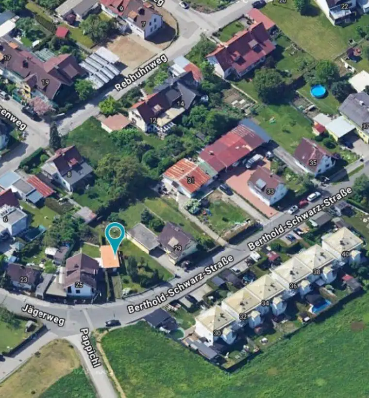 Eingezäuntes Baugrundstück mit Garage in Klagenfurt Ebenthal ohne Bauzwang : 508 m² für nur 99.500 € – Garage &amp; Stellplatz inklusive!