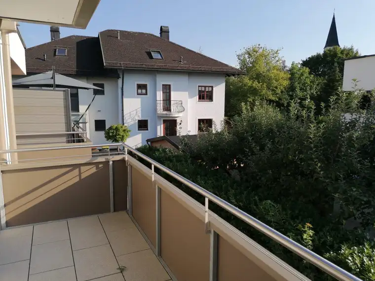 2-Zi-Wohnung mit SW-Balkon, 1 TG- u. 1 Außenstellplatz