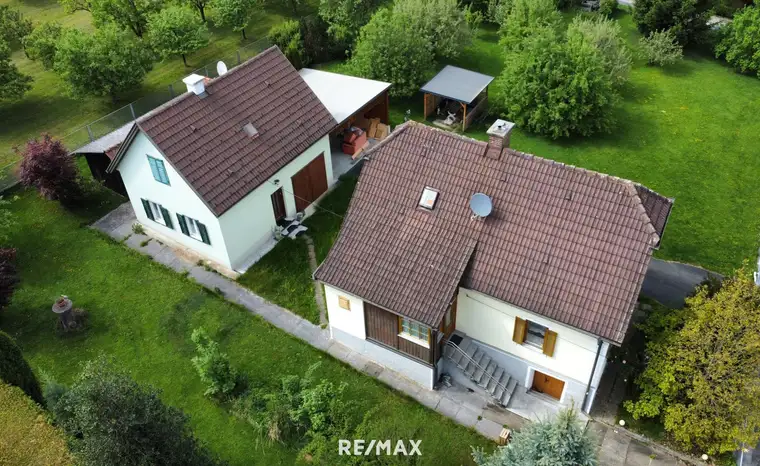 Zwei Häuser ein Preis im malerischen und ruhigen Naturschutzgebiet Pöllau.