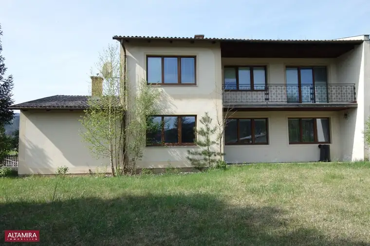 Den Traum vom eigenen Haus erfüllen: Leistbares Zweifamilienhaus in Pernitz