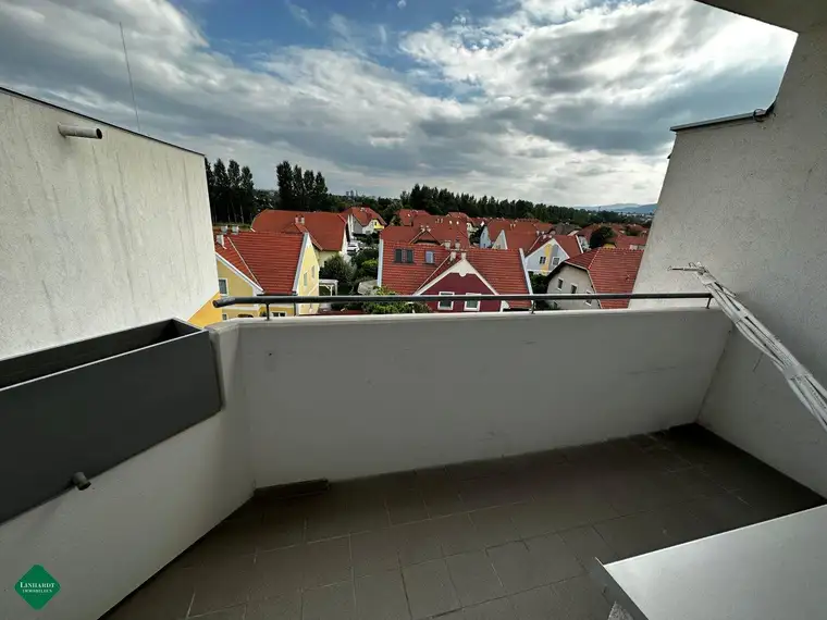 4 Zimmer-Eigentumswohnung mit Loggia