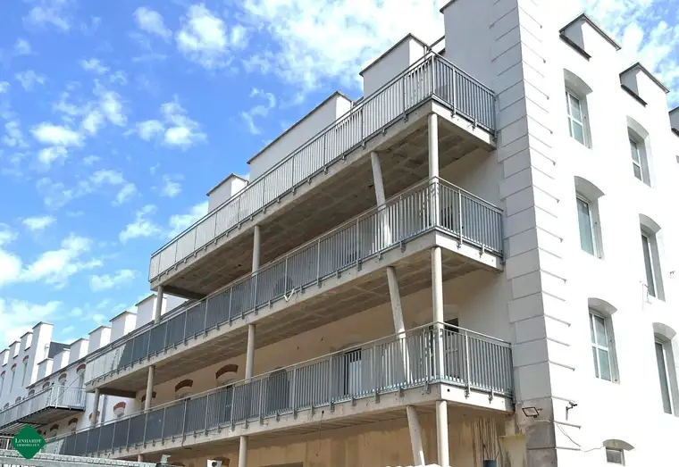 Charmante 2-Zimmer Eigentumswohnung mit zwei Balkonen