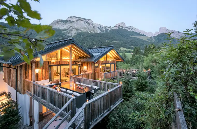 CHALET MIT UMWERFENDEM CHARME - ZU FUSS ZUR SKIPISTE - EIGENNUTZUNG ODER GEWERBLICHE VERMIETUNG - Skiregion Dachstein West
