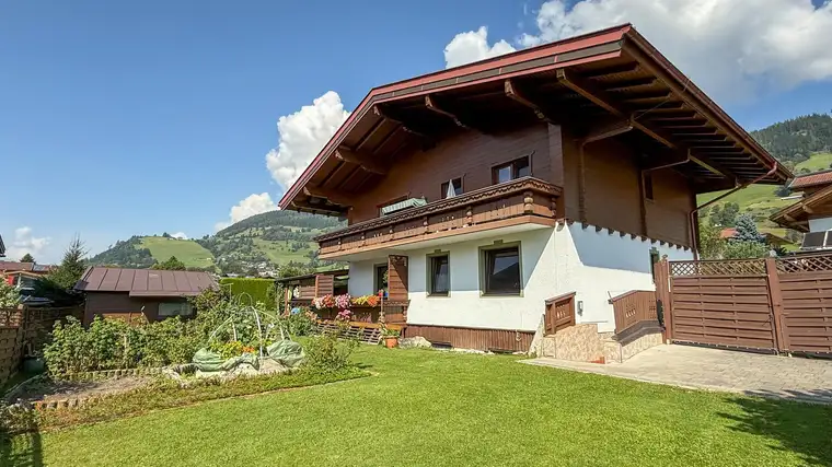Idyllisches Familienhaus in Piesendorf – Platz für zwei Generationen - Skiregion Zell am See