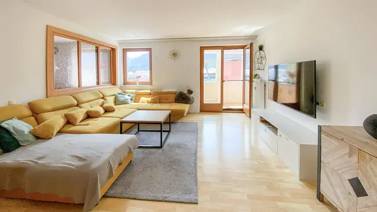 Großzügige 5-Zimmer-Wohnung mit gemütlichem Wintergarten im Stadtzentrum von St. Johann im Pongau