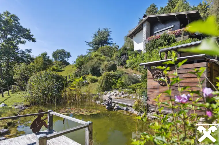 Wohnhaus mit See- und Panoramablick