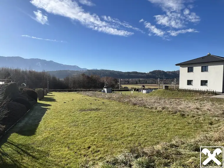 Sonniges Baugrundstück in der Gemeinde Wernberg