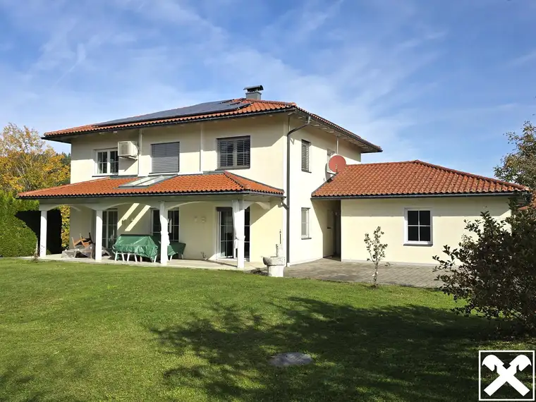Exklusive Wohlfühloase in Südkärnten! Edles Wohnhaus mit hochwertiger Ausstattung und großzügigem Garten