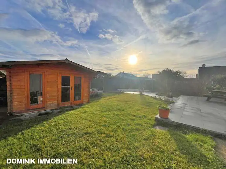 MODERNES PASSIVHAUS IN SARASDORF