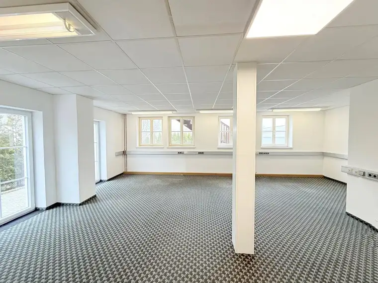 Attraktive Büro- und Gewerbefläche in Wals-Käferheim zu vermieten