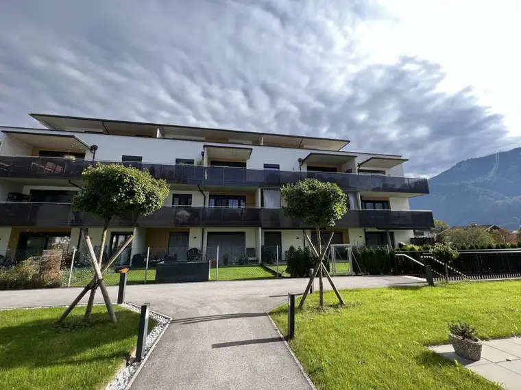 JENBACH - Moderne 2 Zi.-Wohnung mit großer Terrasse und traumhaften Ausblick in Bestlage