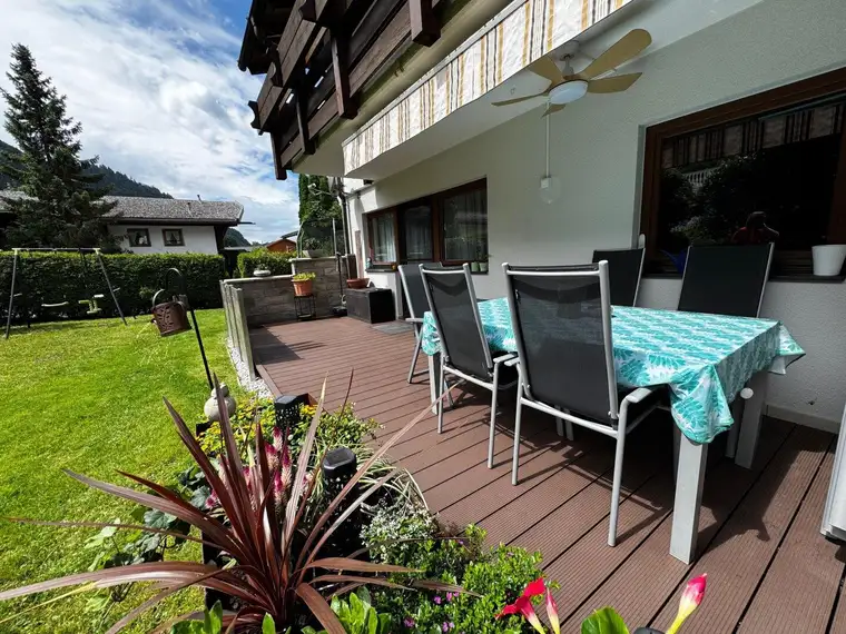 BUCH IN TIROL - Großzügig eingeteilte 4 Zi.-Wohnung mit Terrasse und Allgemeingarten