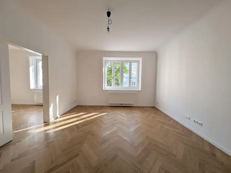 Erstbezug: Wunderbare 4-Zimmer Wohnung mit Loggia in 1040 Wien zu mieten