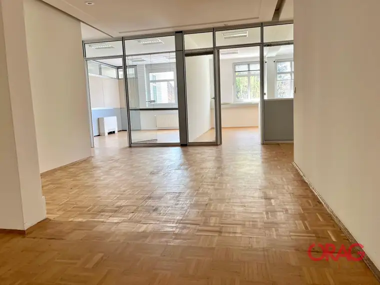 Bürofläche - gut sichtbare Lage - direkt am Beginn des Gewebegebiets Pischeldorferstraße