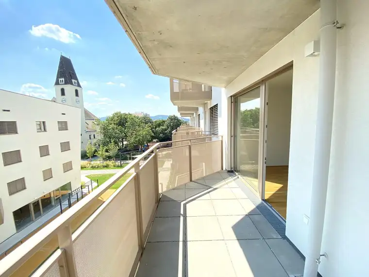 Mag. Jelena Pirker, ÖRAG Immobilien Vermittlung GmbH