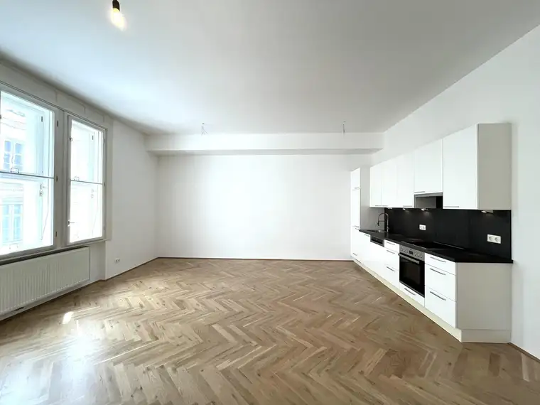Lara Steinbacher, ÖRAG Immobilien Vermittlung GmbH