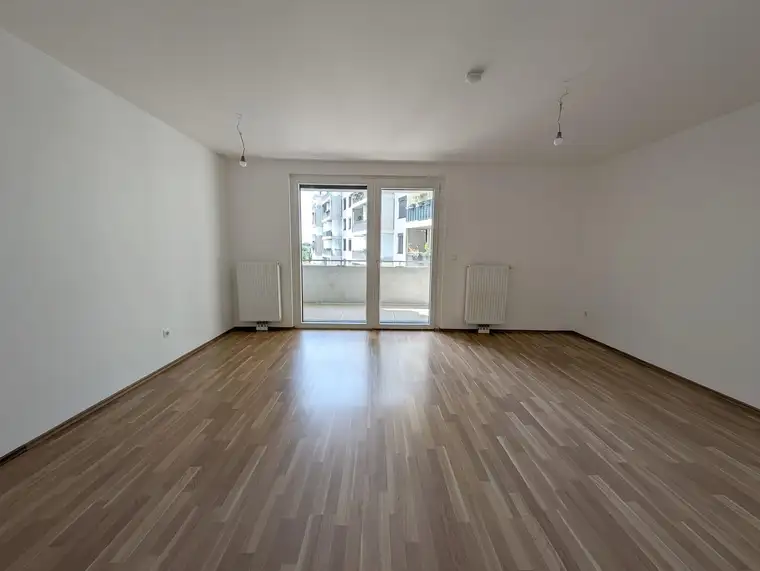 MI(E)TTEN IN OBERLAA: Erstklassige 2-Zimmer Wohnung mit Balkon in 1100 Wien unbefristet zu mieten